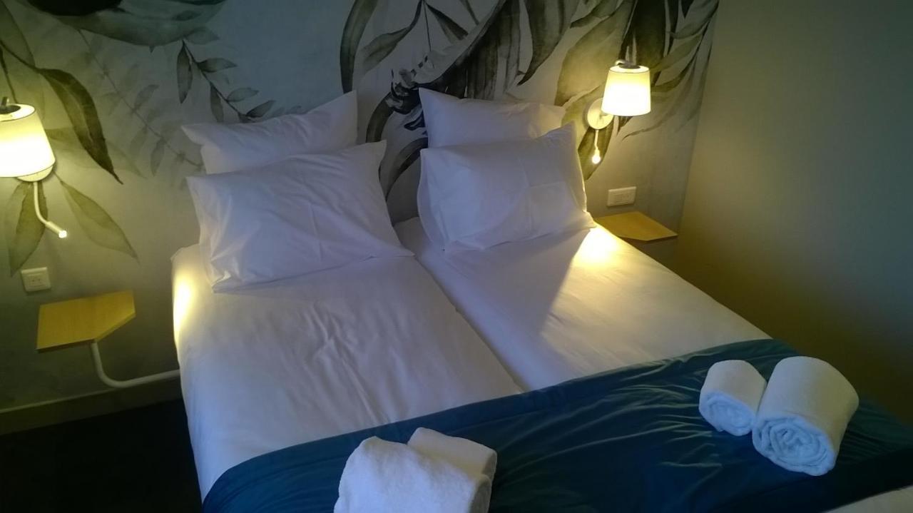 Aux Ateliers Hotel Miserey-Salines ภายนอก รูปภาพ