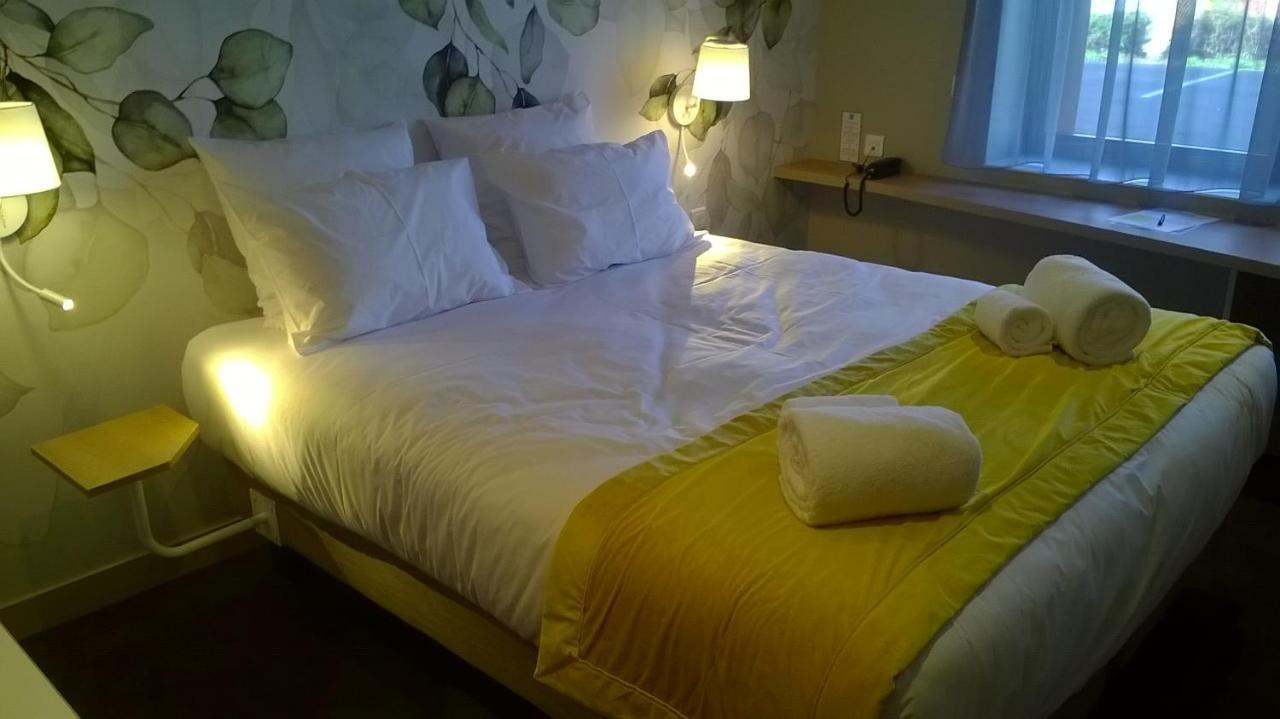 Aux Ateliers Hotel Miserey-Salines ภายนอก รูปภาพ